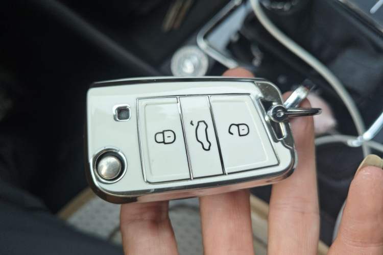 Used Volkswagen Bora 2023 200TSI DSG Smart Drive Version Vehicle Key