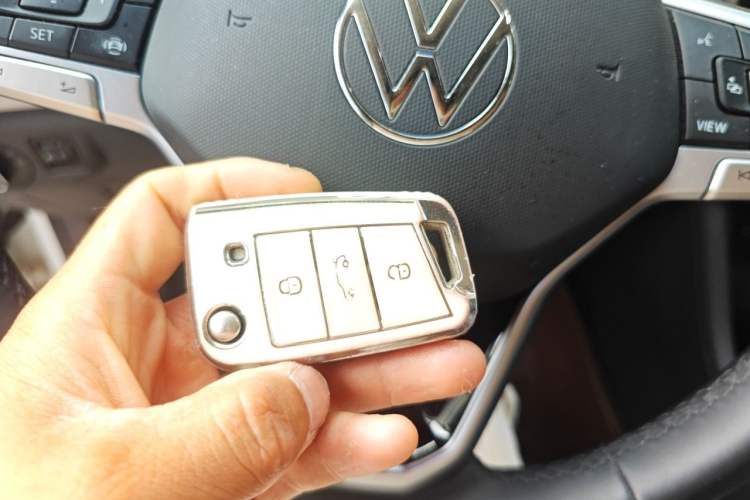 Used Volkswagen Bora 2023 280TSI DSG Prestige Edition Vehicle Key