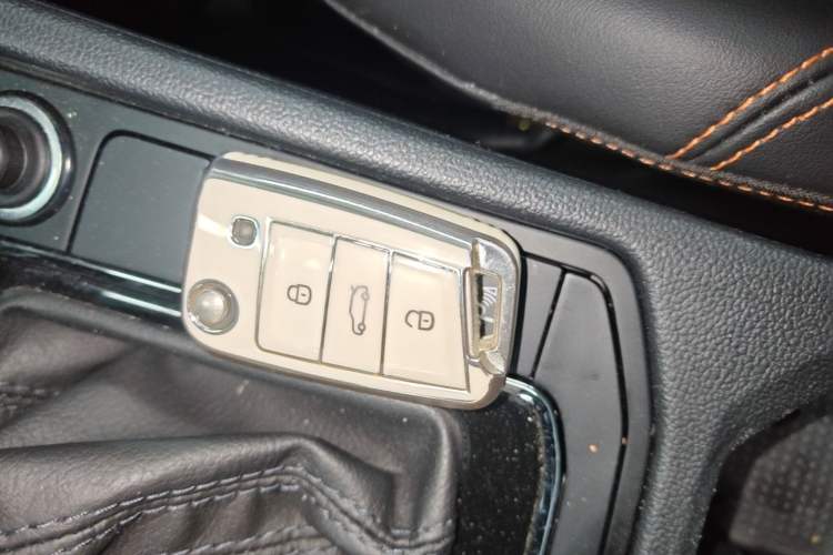 Used Volkswagen Bora 2023 200TSI DSG YueXing PRO Edition Vehicle Key