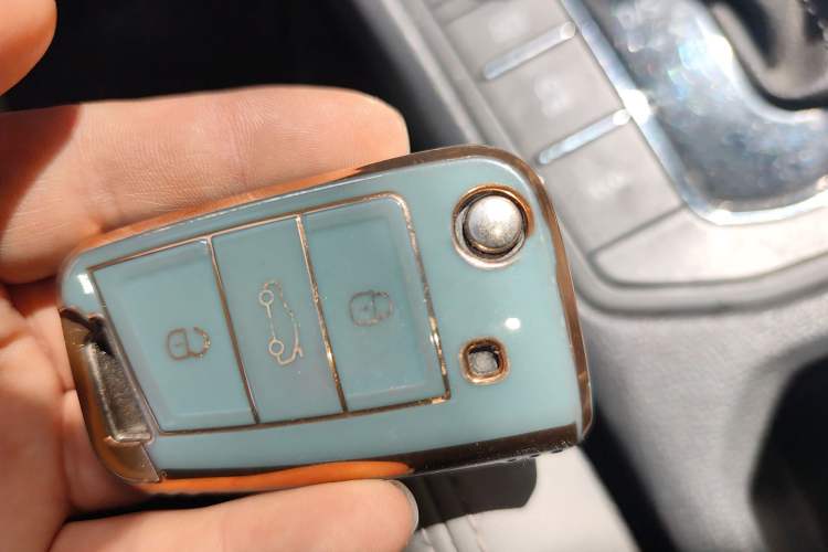 Used Volkswagen Bora 2023 300TSI DSG Prestige Edition Vehicle Key