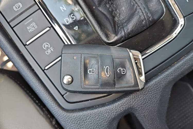 Used Volkswagen Bora 2023 200TSI DSG Enjoyment Edition Vehicle Key