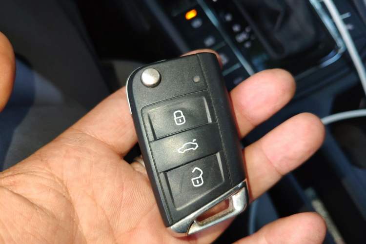 Used Volkswagen Bora 2023 280TSI DSG Prestige Edition Vehicle Key