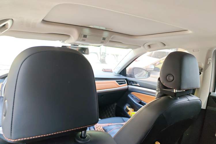 Used Volkswagen Bora 2023 200TSI DSG YueXing PRO Edition Headliner