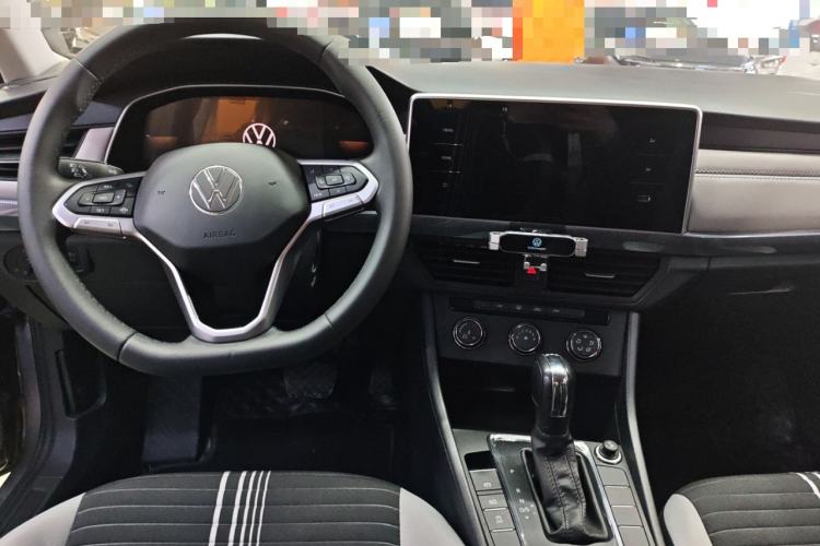 Used Volkswagen Bora 2023 200TSI DSG Comfort Edition Interior 3