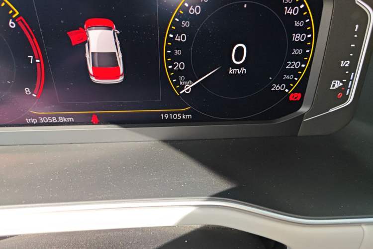 Used Volkswagen Bora 2023 280TSI DSG Prestige Edition Odometer Close Up