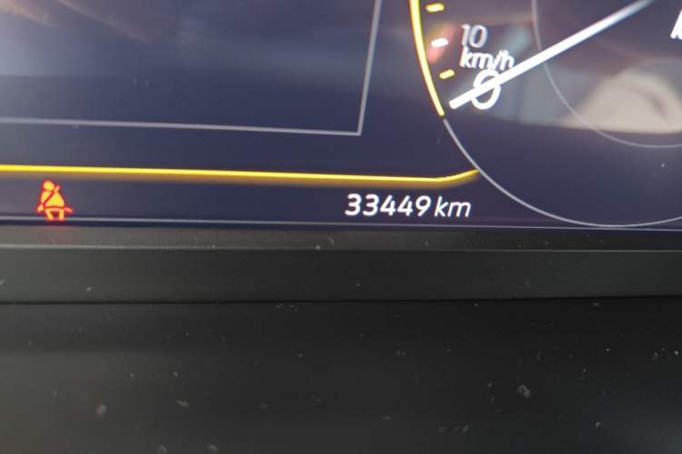 Used Volkswagen Bora 2023 200TSI DSG SmartDrive PRO Edition Odometer Close Up
