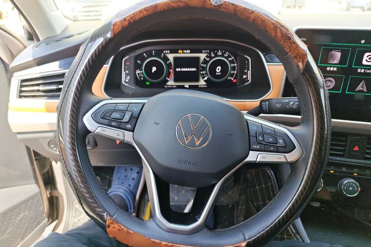 Used Volkswagen Bora 2023 200TSI DSG YueXing PRO Edition Steering Wheel