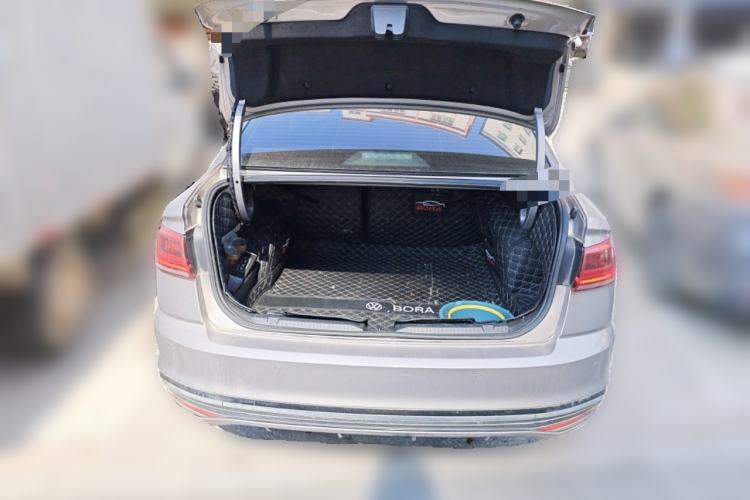 Used Volkswagen Bora 2023 200TSI DSG YueXing PRO Edition Trunk