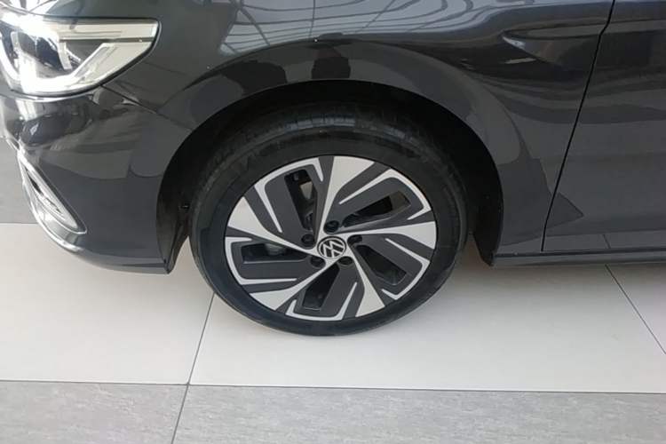 Used Volkswagen Bora 2024 200TSI DSG EnjoyDrive PRO Edition Left Front Wheel Hub