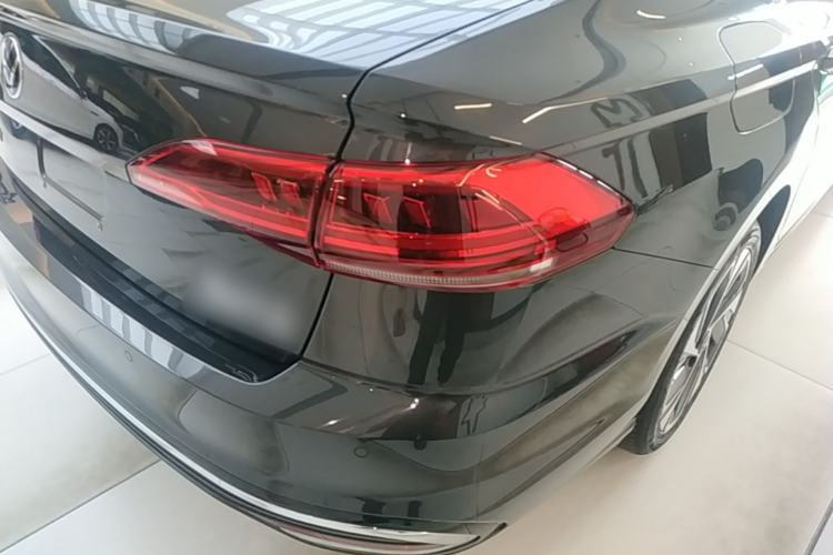 Used Volkswagen Bora 2024 200TSI DSG EnjoyDrive PRO Edition Right Rear Taillight