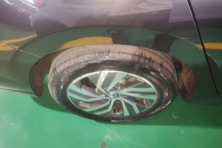 Used Volkswagen Bora 2024 200TSI DSG Joyful Drive Edition Right Rear Wheel Hub