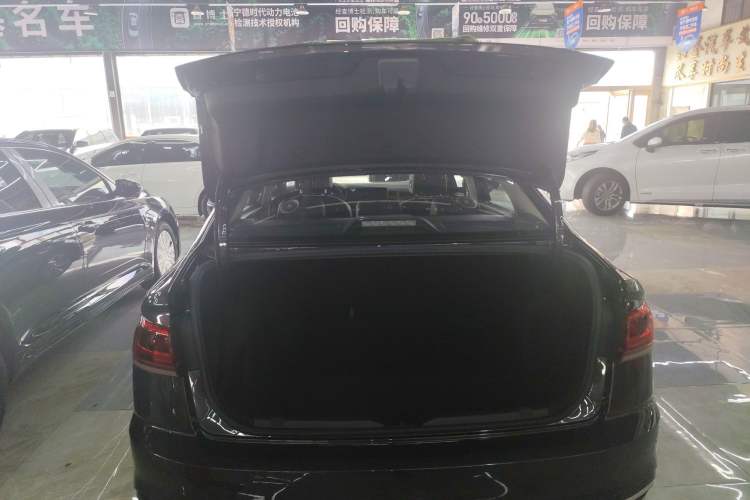 Used Volkswagen Bora 2024 280TSI DSG Comfort Edition Trunk