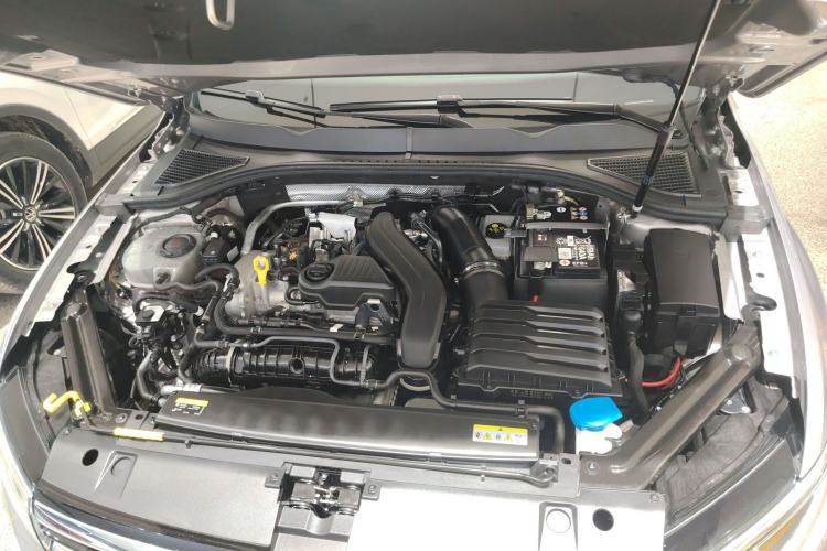 Used Volkswagen Bora 2024 300TSI DSG Prestige Edition Engine Bay