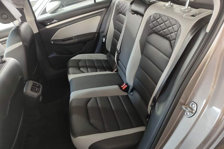 Used Volkswagen Bora 2024 300TSI DSG Prestige Edition Left Rear Seat
