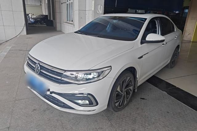 Gebrauchter Volkswagen Bora 2024 300TSI DSG Prestige Edition