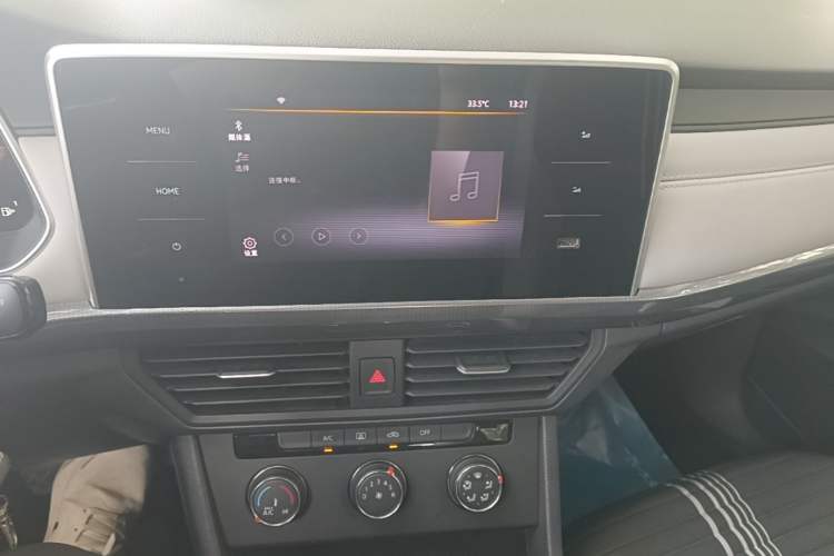 Used Volkswagen Bora 2024 200TSI DSG Comfort Edition Audio And AC Panel