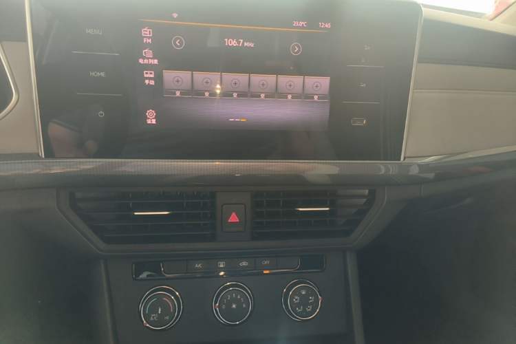 Used Volkswagen Bora 2024 200TSI DSG Comfort Edition Audio And AC Panel