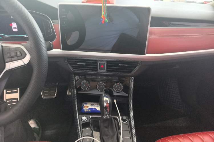 Used Volkswagen Bora 2024 200TSI DSG EnjoyDrive PRO Edition Audio And AC Panel