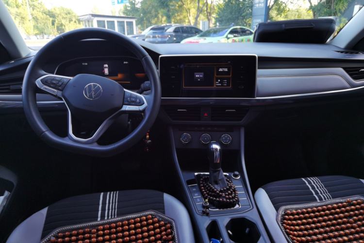 Used Volkswagen Bora 2024 200TSI DSG Smart Drive Edition Center Console