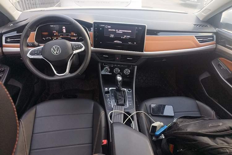 Used Volkswagen Bora 2024 280TSI DSG Comfort Edition Center Console