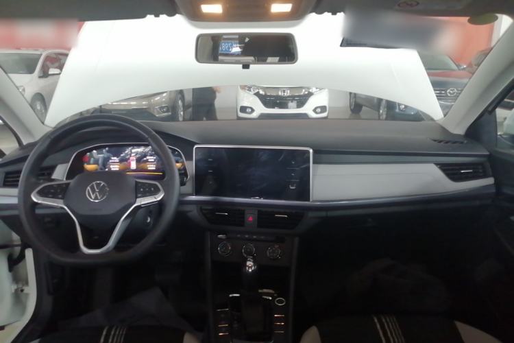 Used Volkswagen Bora 2024 200TSI DSG Comfort Edition Center Console