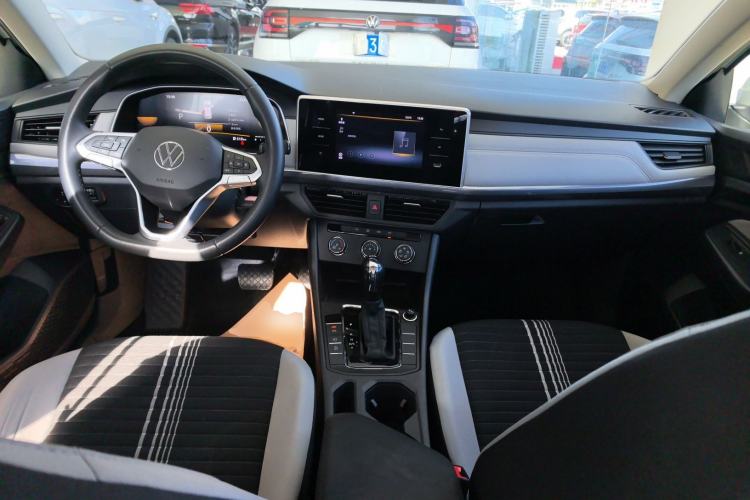 Used Volkswagen Bora 2024 200TSI DSG Comfort Edition Center Console