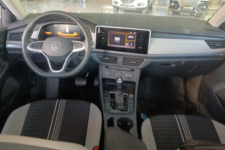 Used Volkswagen Bora 2024 200TSI DSG Comfort Edition Center Console