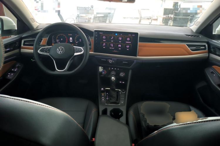 Used Volkswagen Bora 2024 200TSI DSG EnjoyDrive PRO Edition Center Console