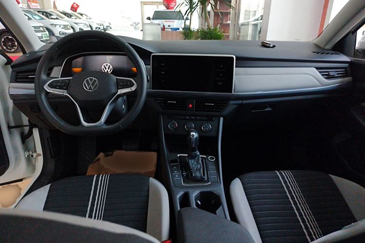 Used Volkswagen Bora 2024 200TSI DSG Comfort Edition Center Console