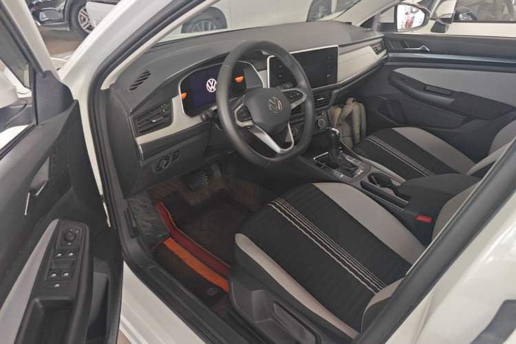 Used Volkswagen Bora 2024 200TSI DSG Comfort Edition Driver Seat