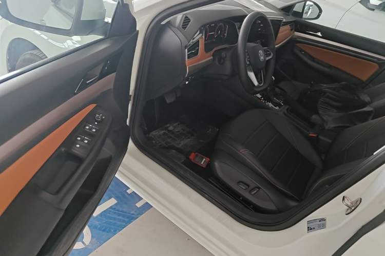 Used Volkswagen Bora 2024 200TSI DSG EnjoyDrive PRO Edition Driver Seat