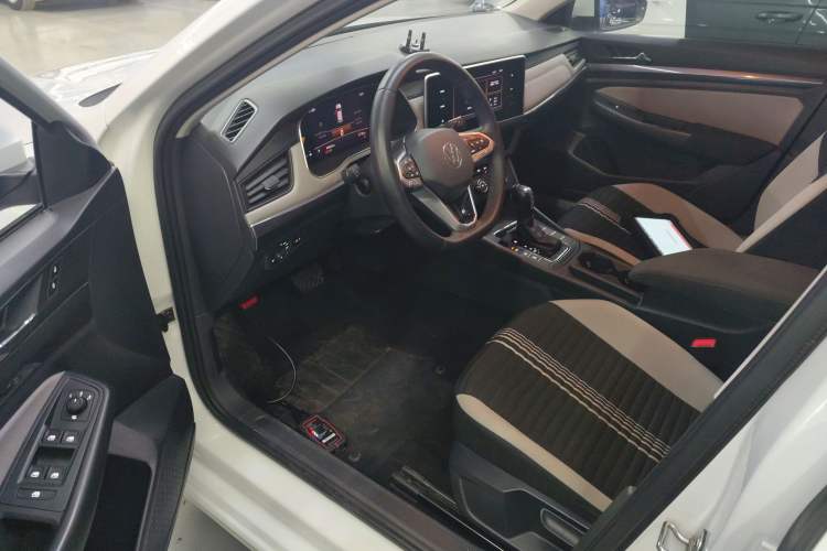 Used Volkswagen Bora 2024 200TSI DSG Comfort Edition Driver Seat