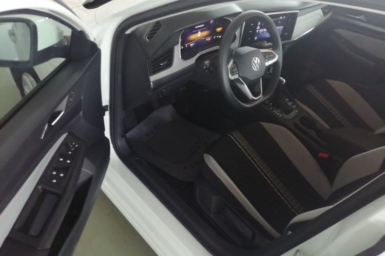 Used Volkswagen Bora 2024 200TSI DSG Comfort Edition Driver Seat