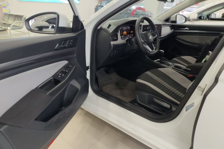 Used Volkswagen Bora 2024 200TSI DSG Comfort Edition Driver Seat