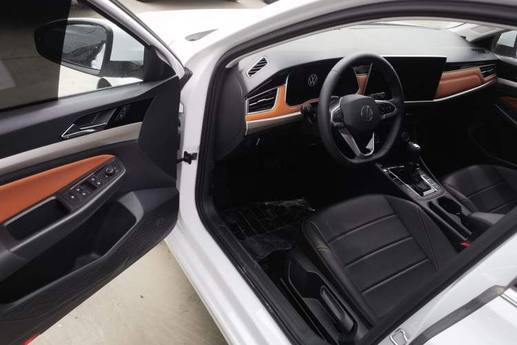 Used Volkswagen Bora 2024 280TSI DSG Comfort Edition Driver Seat