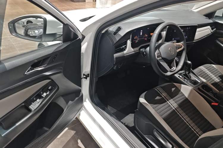 Used Volkswagen Bora 2024 200TSI DSG Comfort Edition Driver Seat