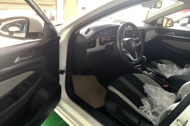 Used Volkswagen Bora 2024 200TSI DSG Comfort Edition Driver Seat