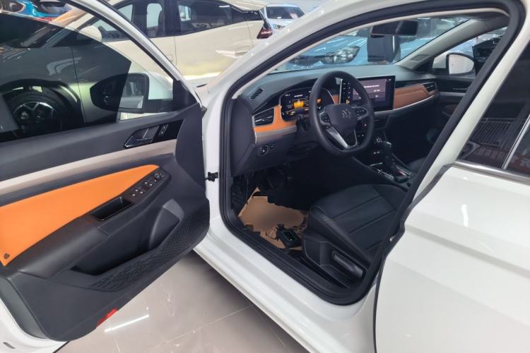Used Volkswagen Bora 2024 280TSI DSG Comfort Edition Driver Seat