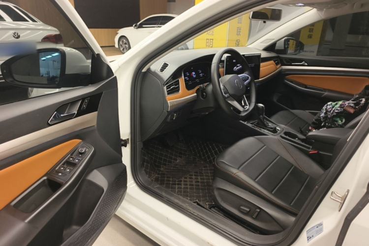 Used Volkswagen Bora 2024 200TSI DSG EnjoyDrive PRO Edition Driver Seat