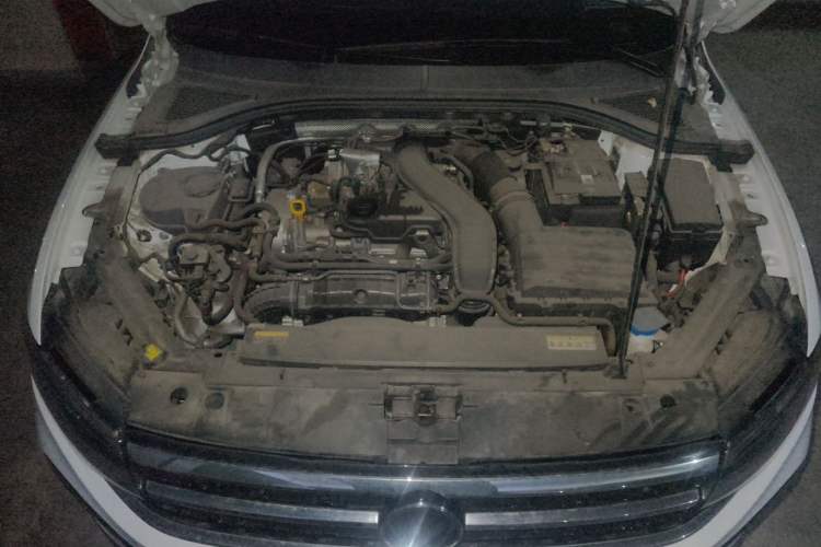 Used Volkswagen Bora 2024 300TSI DSG Prestige Edition Engine Bay