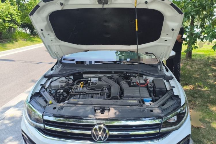 Used Volkswagen Bora 2024 300TSI DSG Prestige Edition Engine Bay