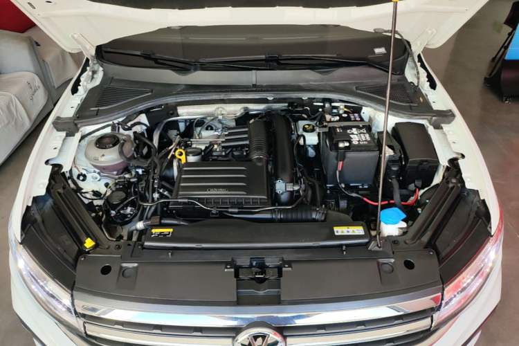 Used Volkswagen Bora 2024 200TSI DSG Comfort Edition Engine Bay