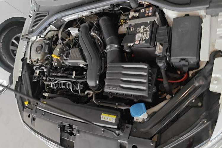 Used Volkswagen Bora 2024 300TSI DSG Prestige Edition Engine Bay