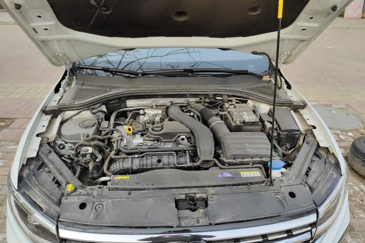 Used Volkswagen Bora 2024 300TSI DSG Prestige Edition Engine Bay