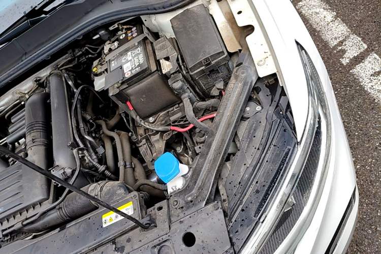 Used Volkswagen Bora 2024 200TSI DSG Smart Drive Edition Engine Bay Left