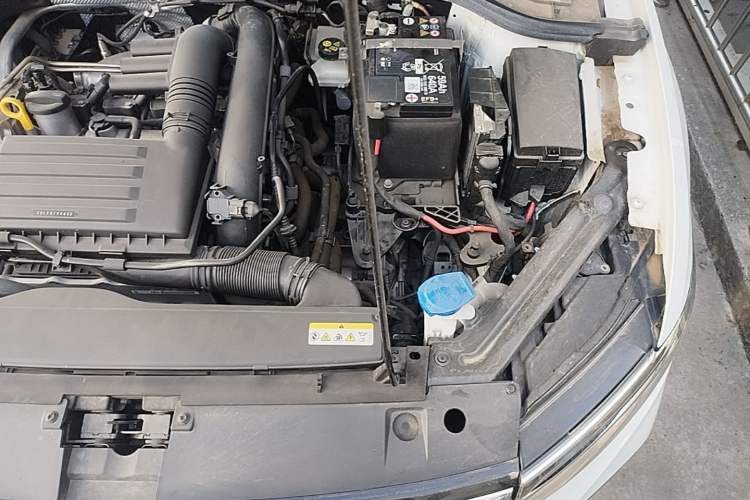 Used Volkswagen Bora 2024 280TSI DSG Comfort Edition Engine Bay Left