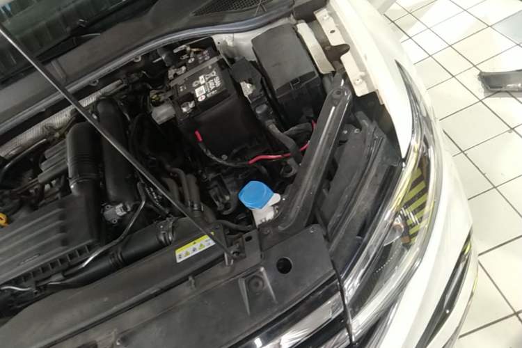 Used Volkswagen Bora 2024 200TSI DSG Smart Drive Edition Engine Bay Left