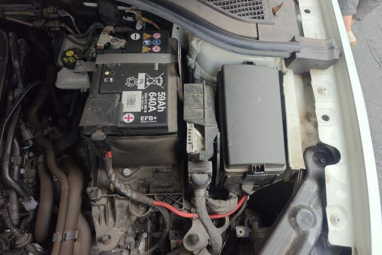 Used Volkswagen Bora 2024 280TSI DSG Comfort Edition Engine Bay Left