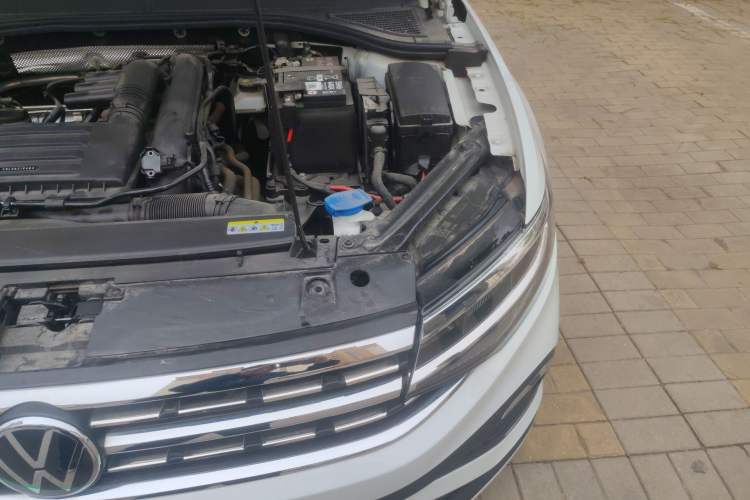 Used Volkswagen Bora 2024 200TSI Manual Comfort Edition Engine Bay Left