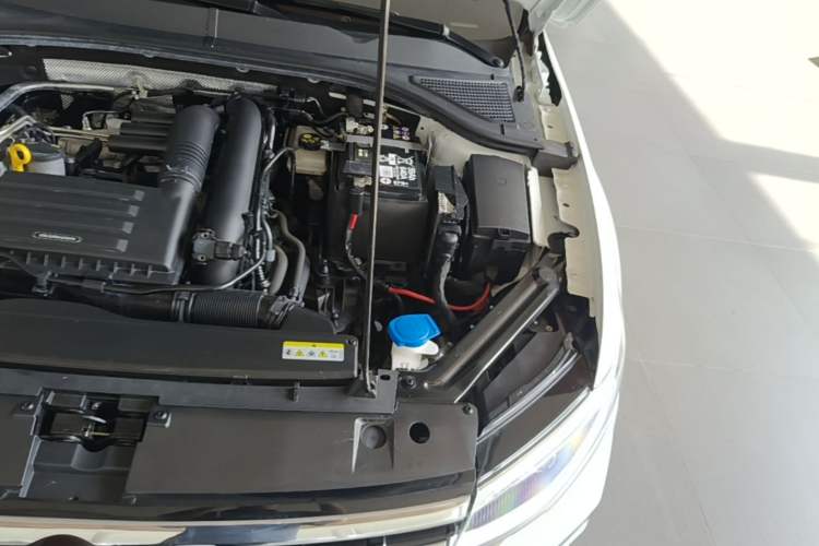 Used Volkswagen Bora 2024 200TSI DSG EnjoyDrive PRO Edition Engine Bay Left